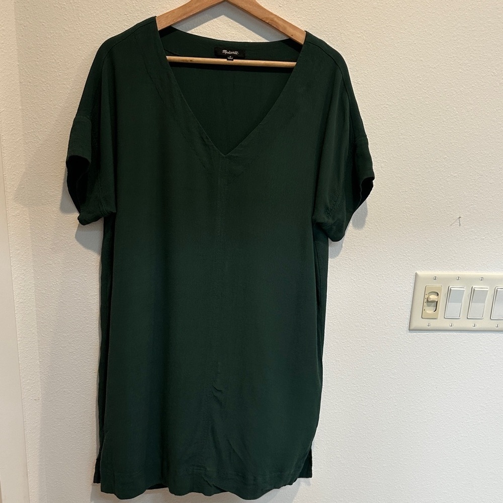 Madewell Forest Green V-Neck Short Sleeve dress